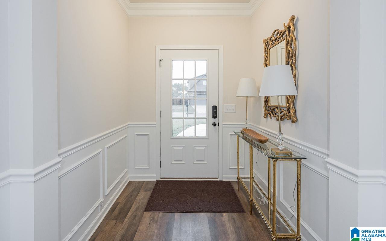 105 Meadow Way Jasper, AL 35504 - Photo 3 of 17
