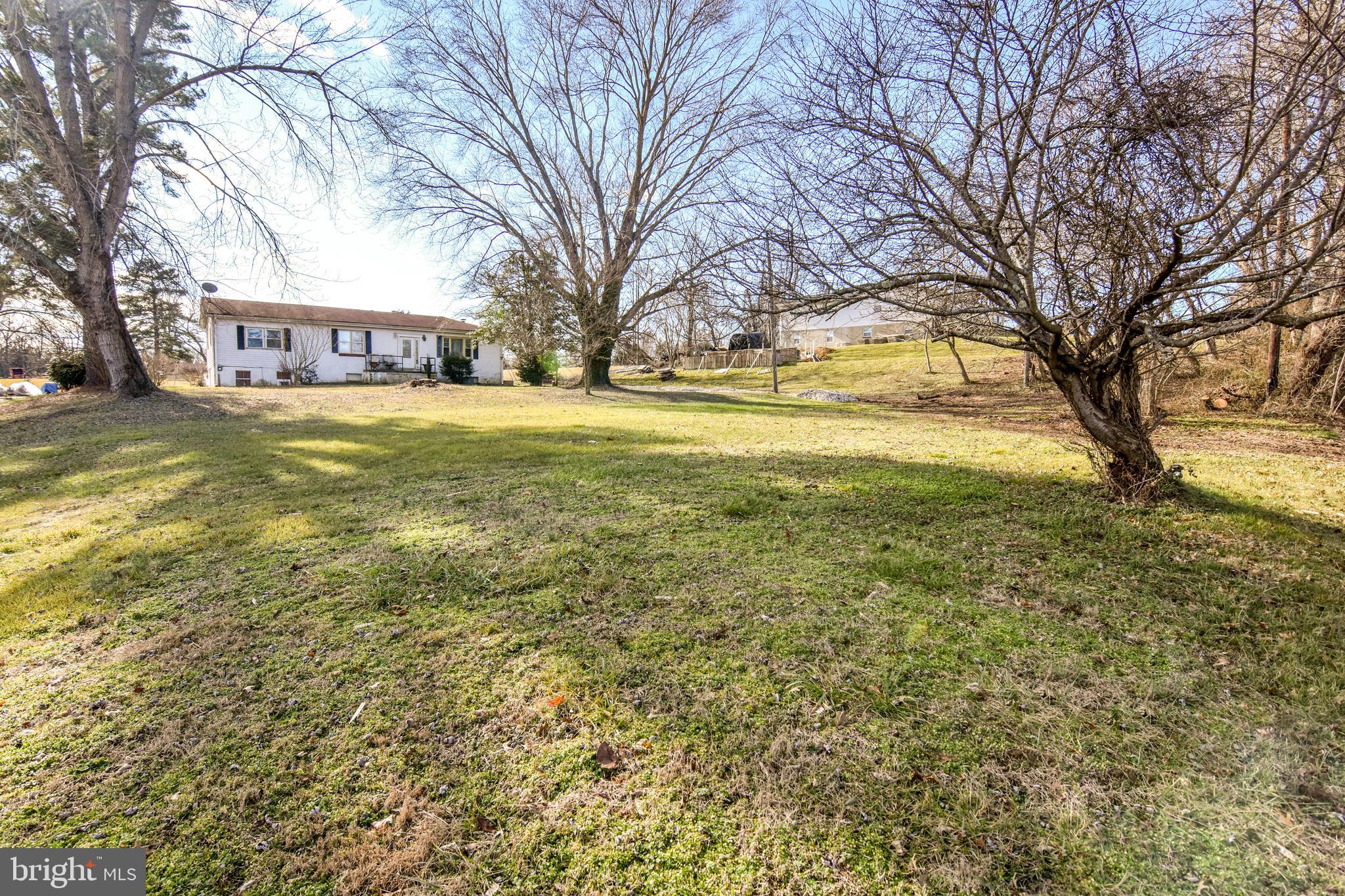 505 Armiger Road Huntingtown, MD 20639 - Photo 5 of 22 Plenty of Privacy