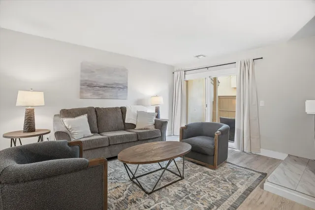 $255,000 | 3424 Vintage Drive, Unit 152, Modesto, CA 95356