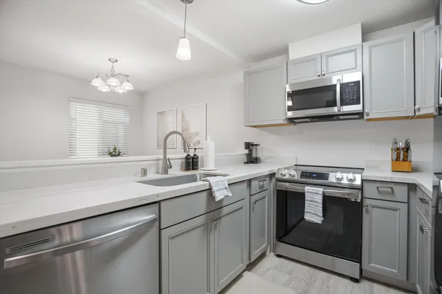 $255,000 | 3424 Vintage Drive, Unit 152, Modesto, CA 95356