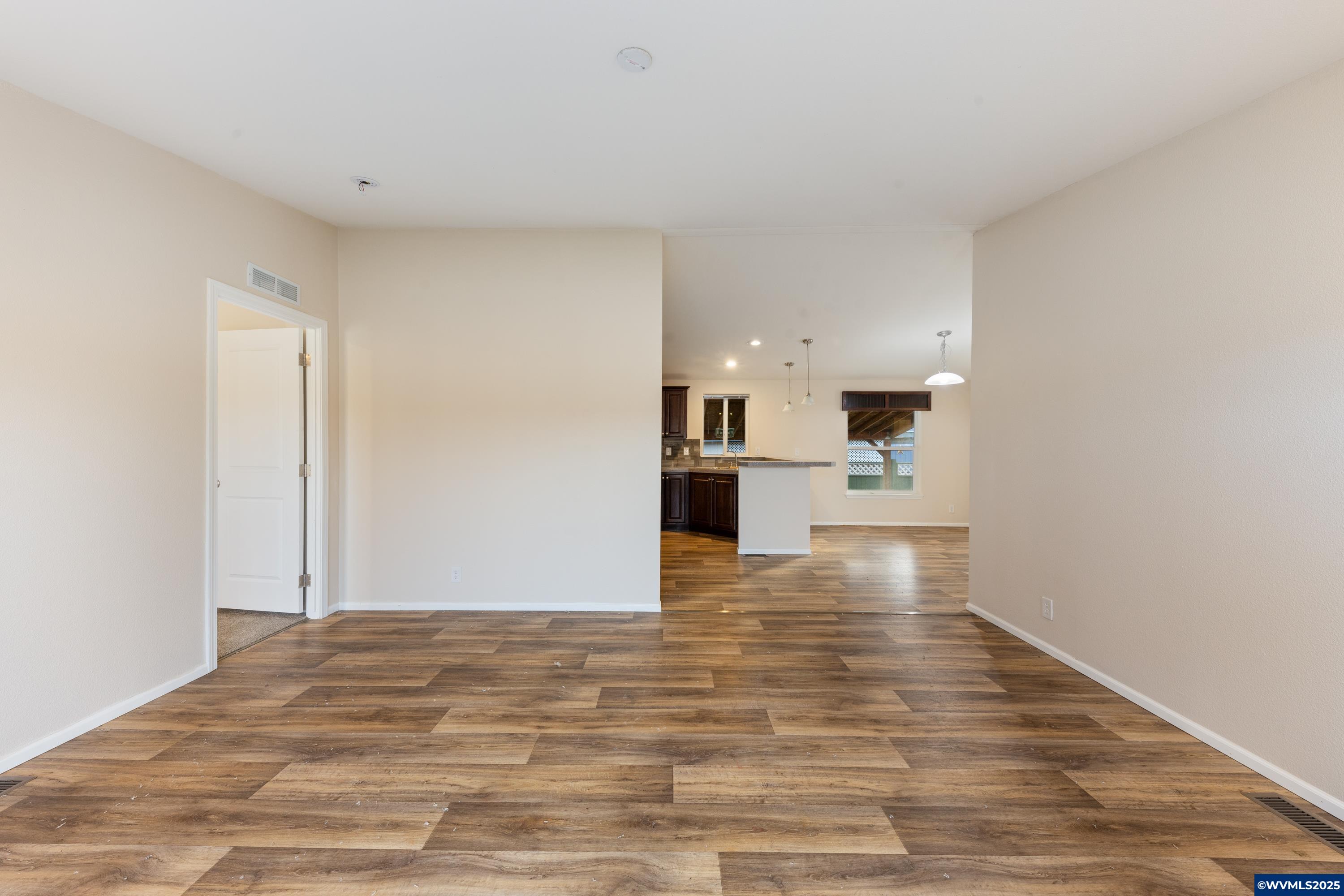 151 Edwards Road South, Unit 146 Monmouth, OR 97361 - Photo 4 of 27