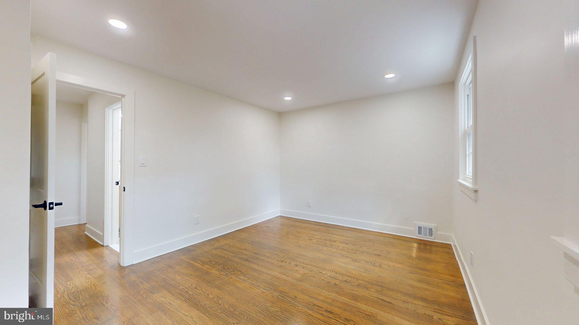 38 Crittenden Street Northeast Washington, DC 20011 - Photo 14 of 48 a view of room