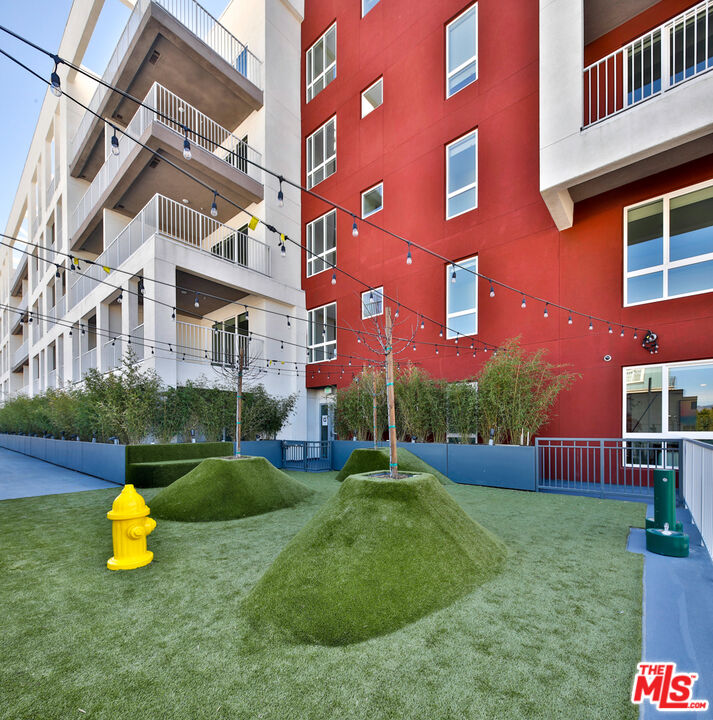 750 South Oxford Avenue, Unit 440 Los Angeles, CA 90005 - Photo 8 of 27