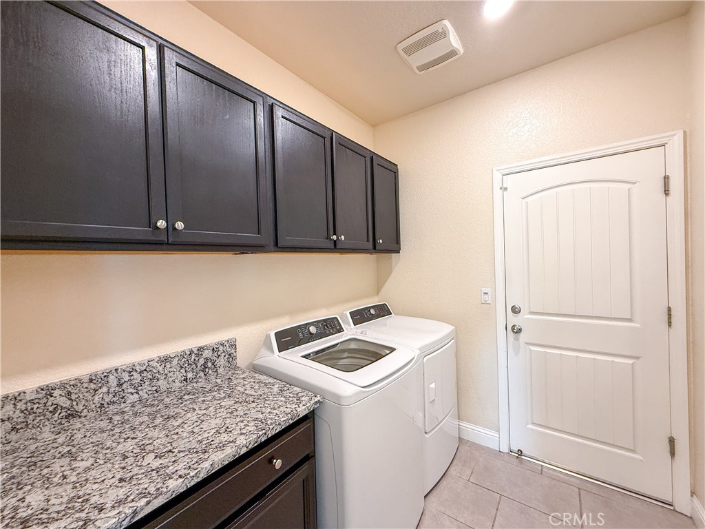 4407 Kerr Court Merced, CA 95348 - Photo 9 of 36