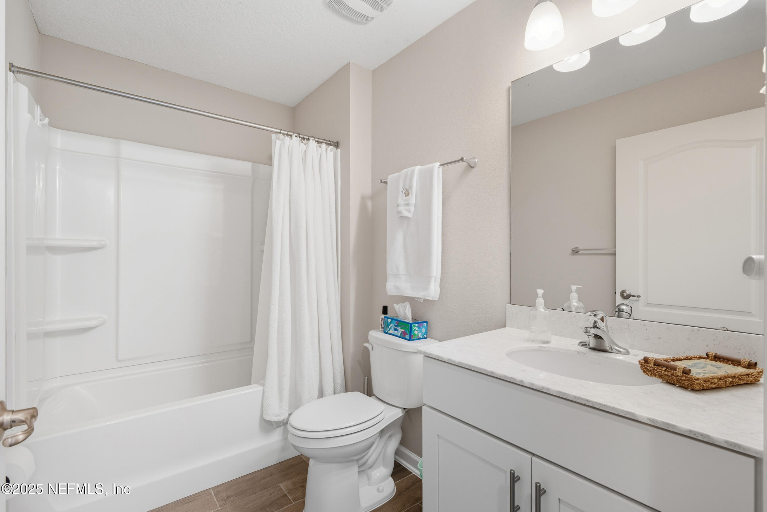 43 Cardinal Branch Ln Street St. Augustine, FL 32095 - Photo 5 of 50 HALL BATHROOM