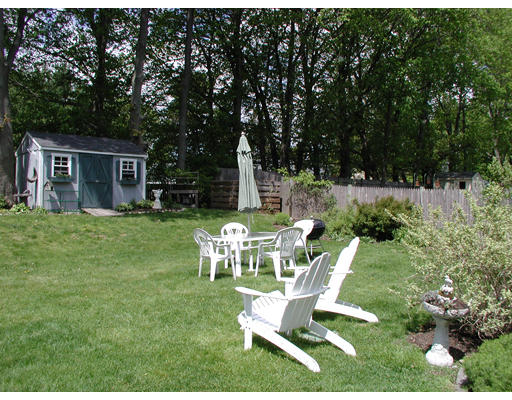 11 Tyler Road Beverly, MA 01915 - Photo 3 of 12 Gallery Image 3