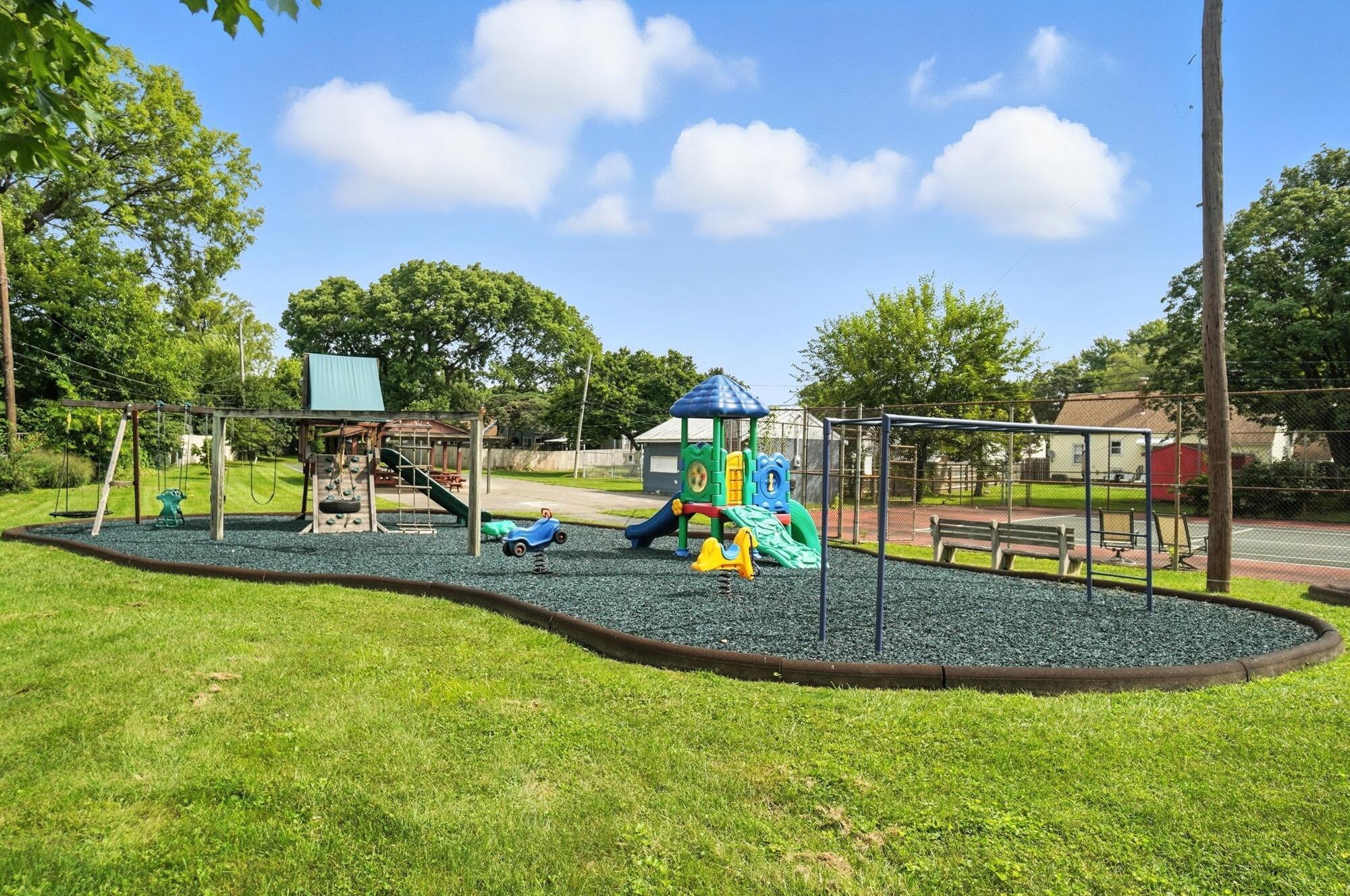 905 Kinnear Road Columbus, OH 43212 - Photo 60 of 67 Community Park