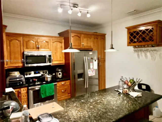 $3,500 | 19845 Northwest 78th Avenue, Unit 19845, Hialeah, FL 33015