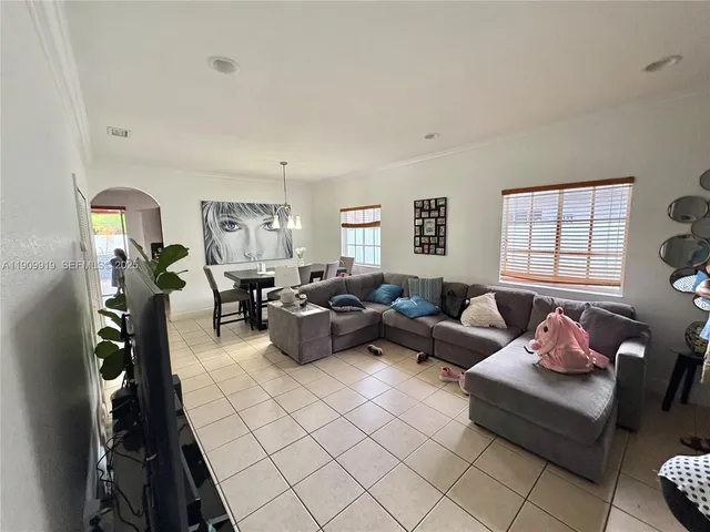$3,500 | 19845 Northwest 78th Avenue, Unit 19845, Hialeah, FL 33015