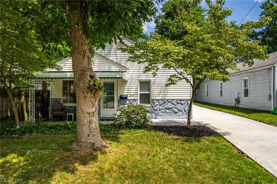 809 Reed Avenue Akron, OH 44306 - Photo 5 of 26