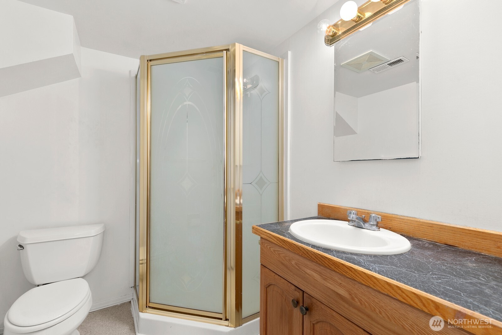 4052 44th Avenue Southwest Seattle, WA 98116 - Photo 23 of 38
