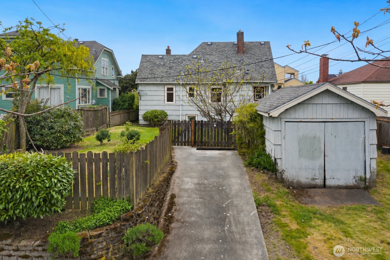 4052 44th Avenue Southwest Seattle, WA 98116 - Photo 30 of 38