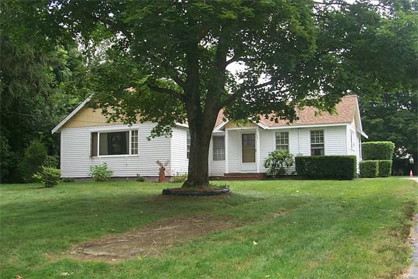 73 Wenham Road Carver, MA 02330 - Photo 1 of 14 Gallery Image 1