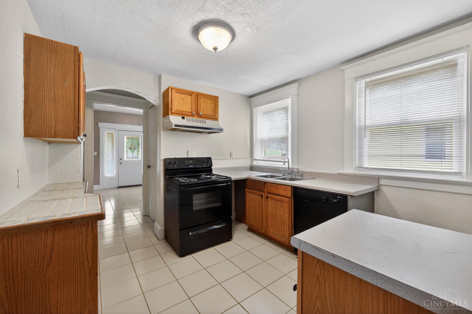 4938 Plainville Road Cincinnati, OH 45227 - Photo 24 of 34