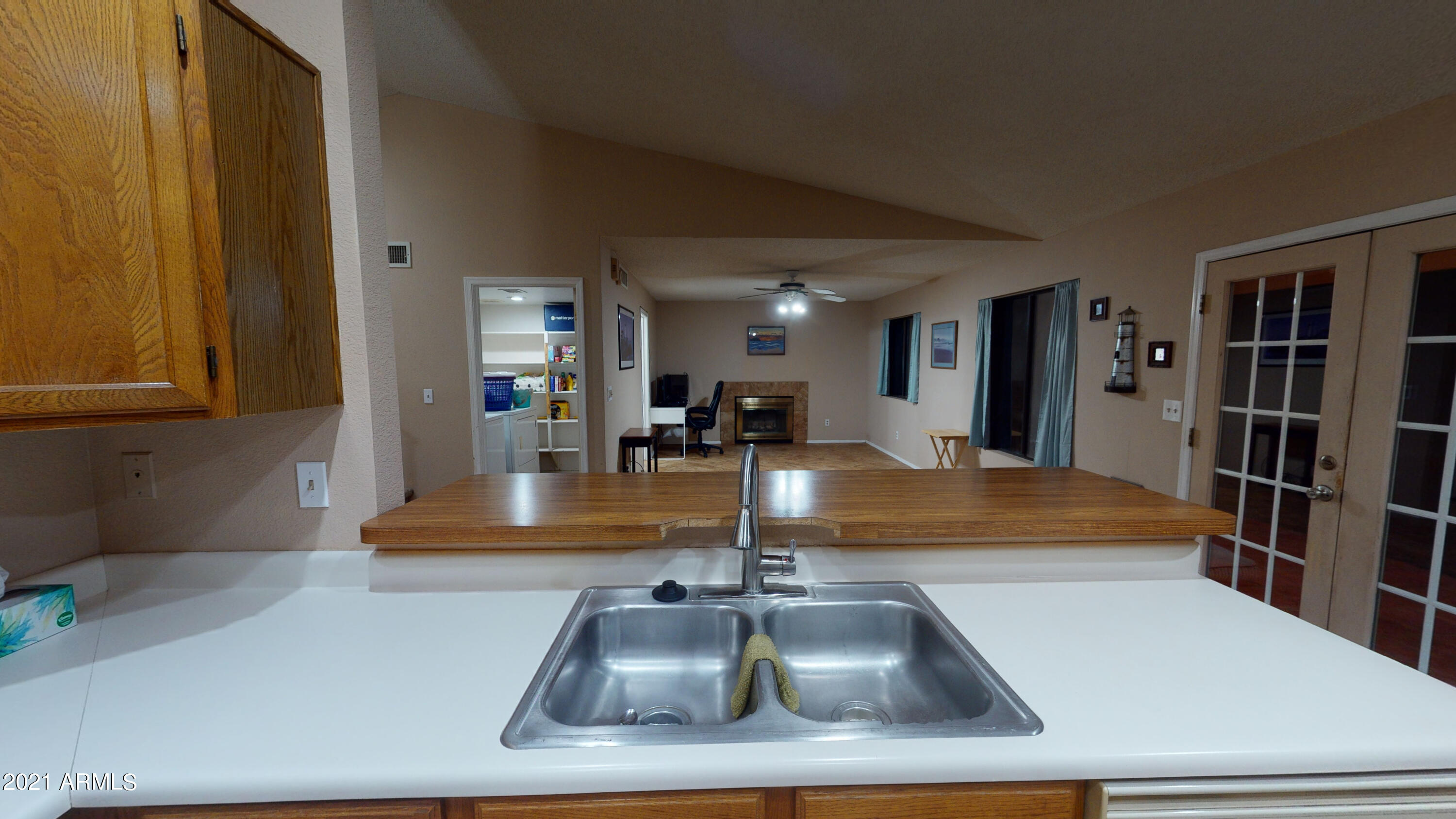 3638 East Verdin Road Phoenix, AZ 85044 - Photo 11 of 30 3638-E-Verdin-Rd-10072021_171431
