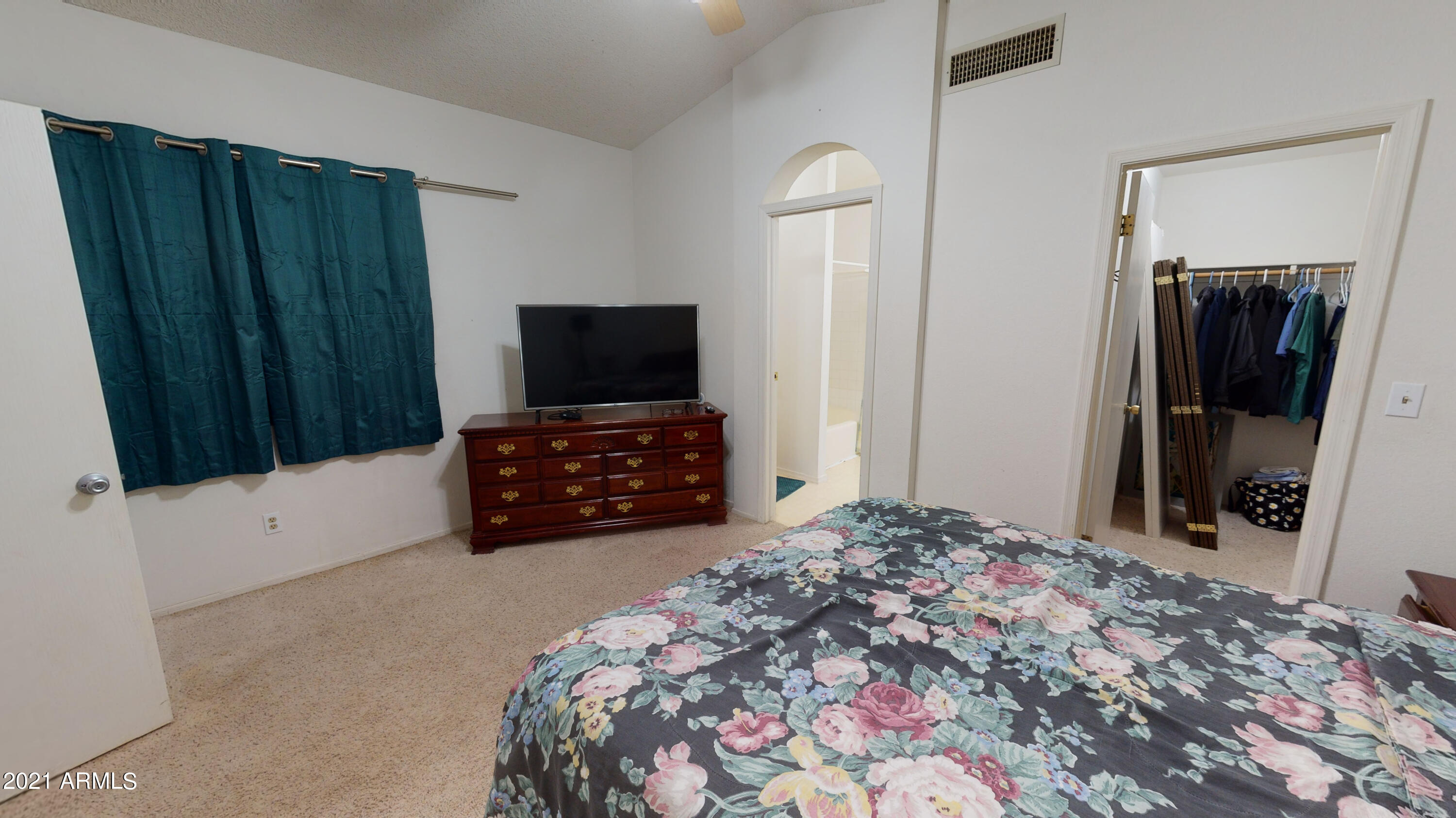 3638 East Verdin Road Phoenix, AZ 85044 - Photo 26 of 30 3638-E-Verdin-Rd-10072021_171624
