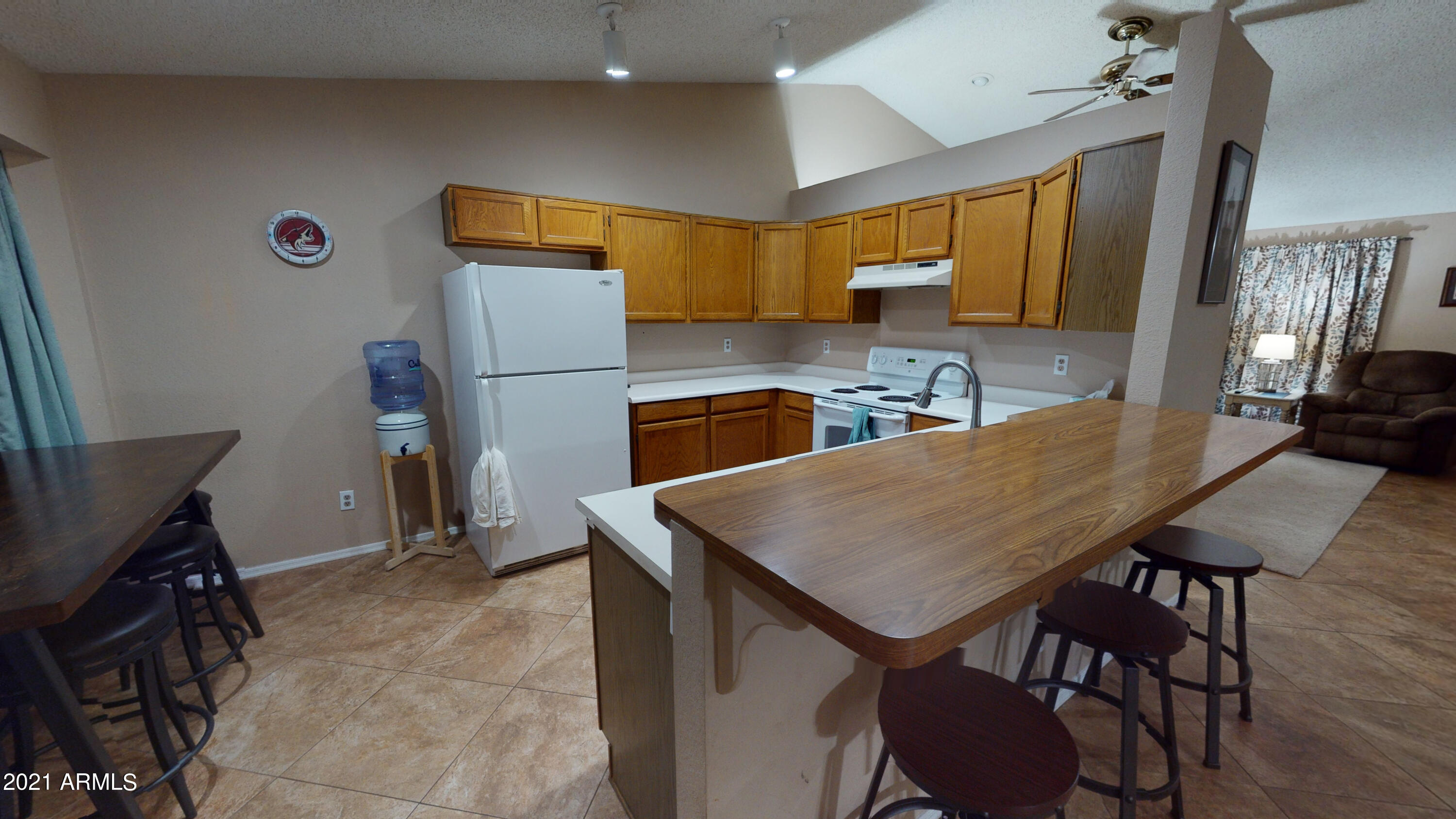 3638 East Verdin Road Phoenix, AZ 85044 - Photo 9 of 30 3638-E-Verdin-Rd-10072021_171411