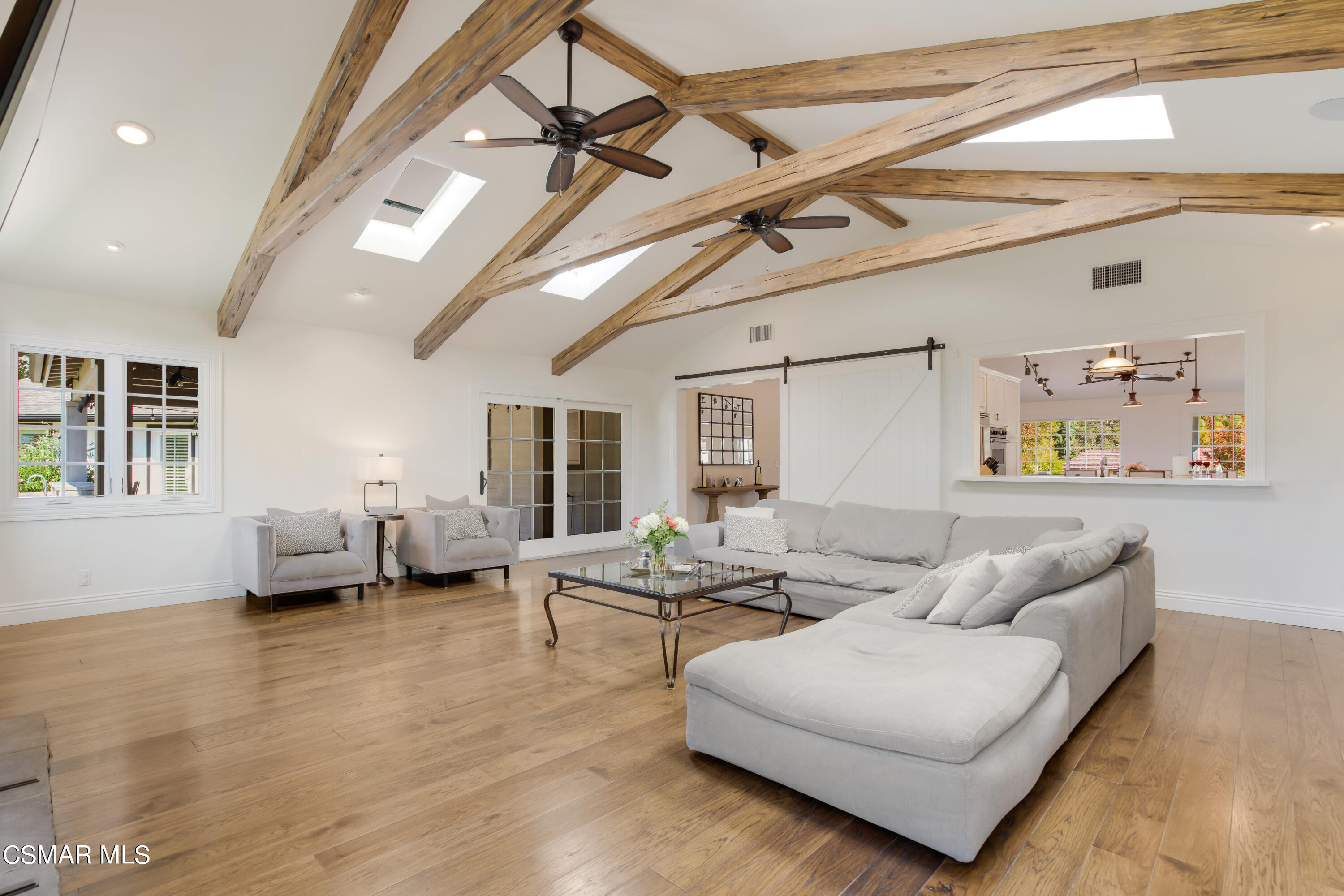 888 Rancho Road Thousand Oaks, CA 91362 - Photo 18 of 44 a living room with furniture and a couch