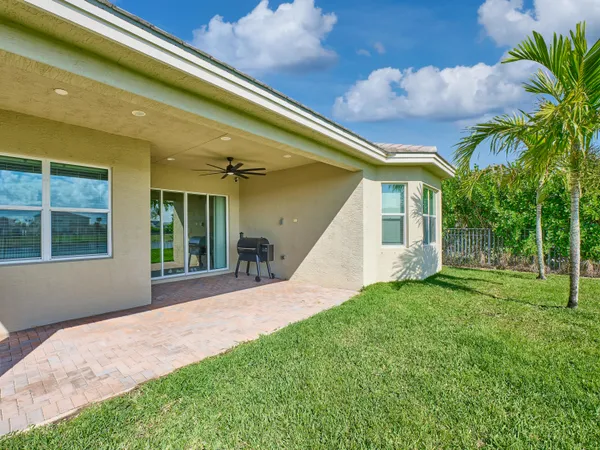 $3,750 | 15751 Goldfinch Circle, The Acreage, FL 33470
