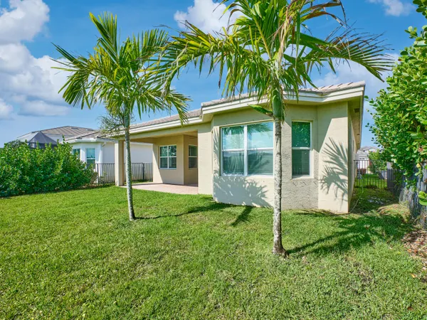 $3,750 | 15751 Goldfinch Circle, The Acreage, FL 33470