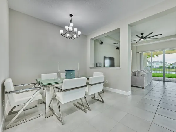 $3,750 | 15751 Goldfinch Circle, The Acreage, FL 33470