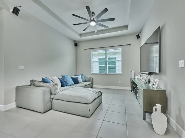 $3,750 | 15751 Goldfinch Circle, The Acreage, FL 33470