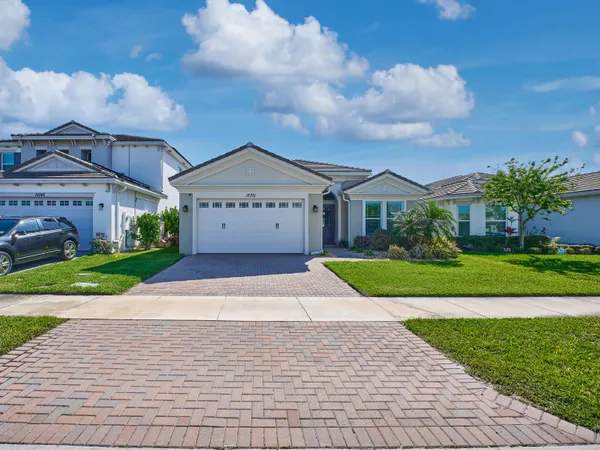 $3,750 | 15751 Goldfinch Circle, The Acreage, FL 33470