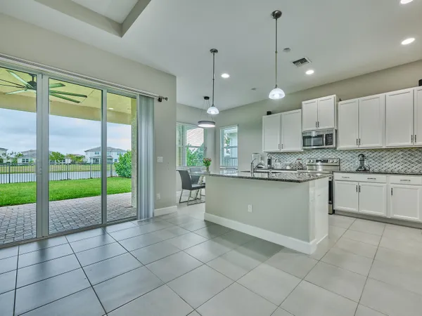 $3,750 | 15751 Goldfinch Circle, The Acreage, FL 33470