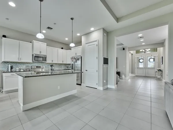$3,750 | 15751 Goldfinch Circle, The Acreage, FL 33470