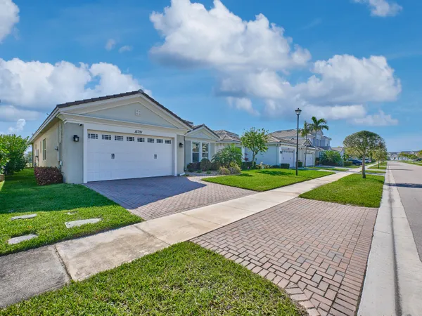 $3,750 | 15751 Goldfinch Circle, The Acreage, FL 33470