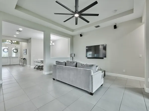 $3,750 | 15751 Goldfinch Circle, The Acreage, FL 33470