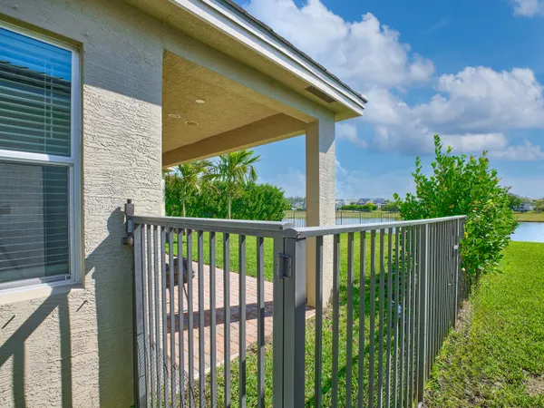 $3,750 | 15751 Goldfinch Circle, The Acreage, FL 33470