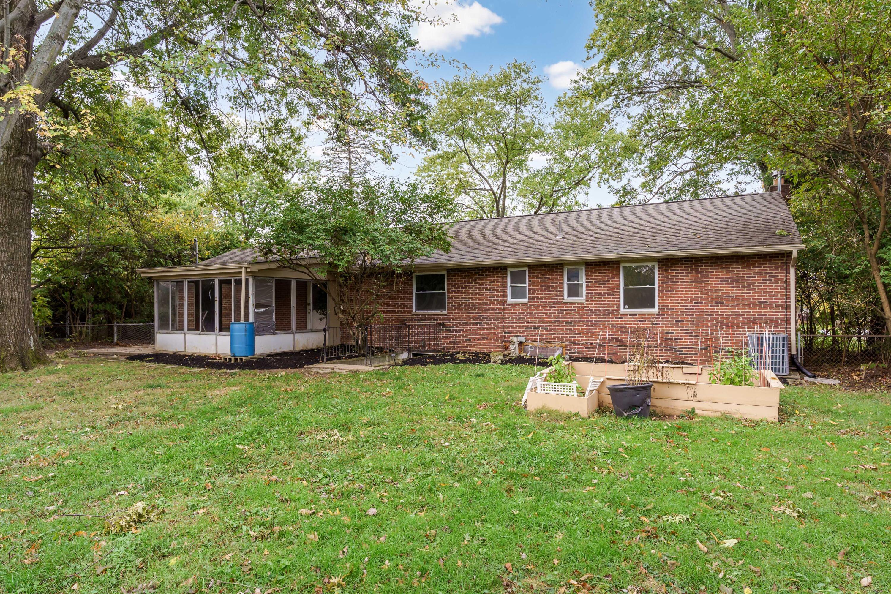 1052 McNaughten Road Columbus, OH 43213 - Photo 32 of 63 1052 McNaughten Rd_35