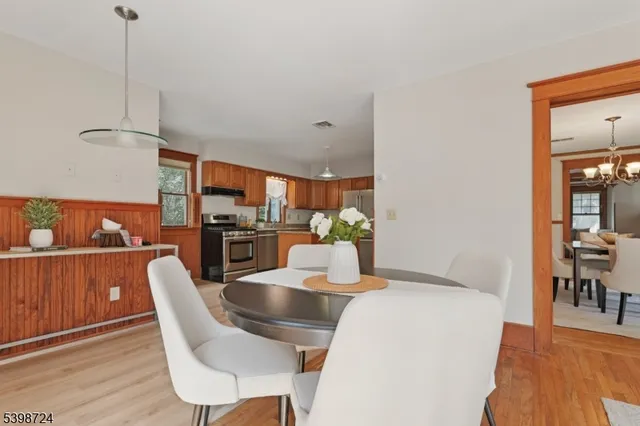 $999,000 | 534 East Broad Street, Westfield, NJ 07090