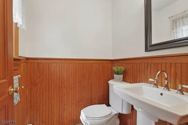 $999,000 | 534 East Broad Street, Westfield, NJ 07090