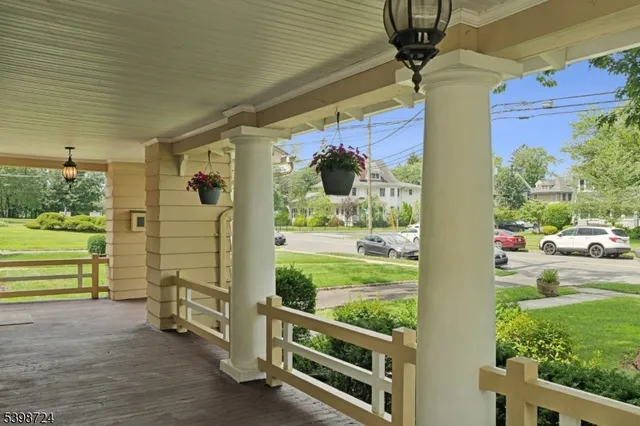 $999,000 | 534 East Broad Street, Westfield, NJ 07090