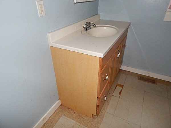 209 Wendell Road Montague, MA 01349 - Photo 12 of 13 Gallery Image 12