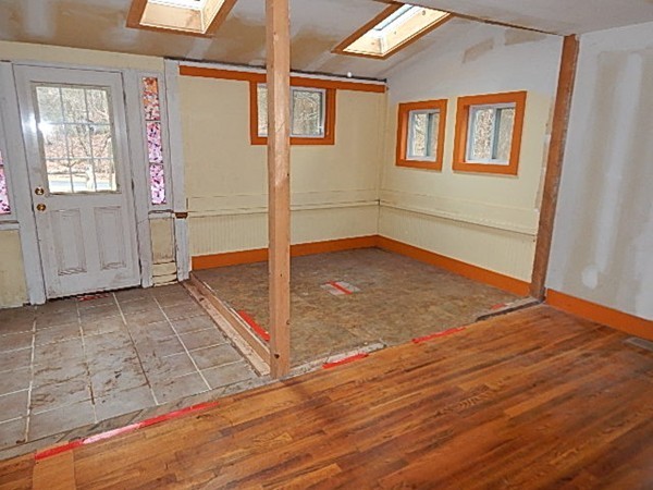 209 Wendell Road Montague, MA 01349 - Photo 9 of 13 Gallery Image 9