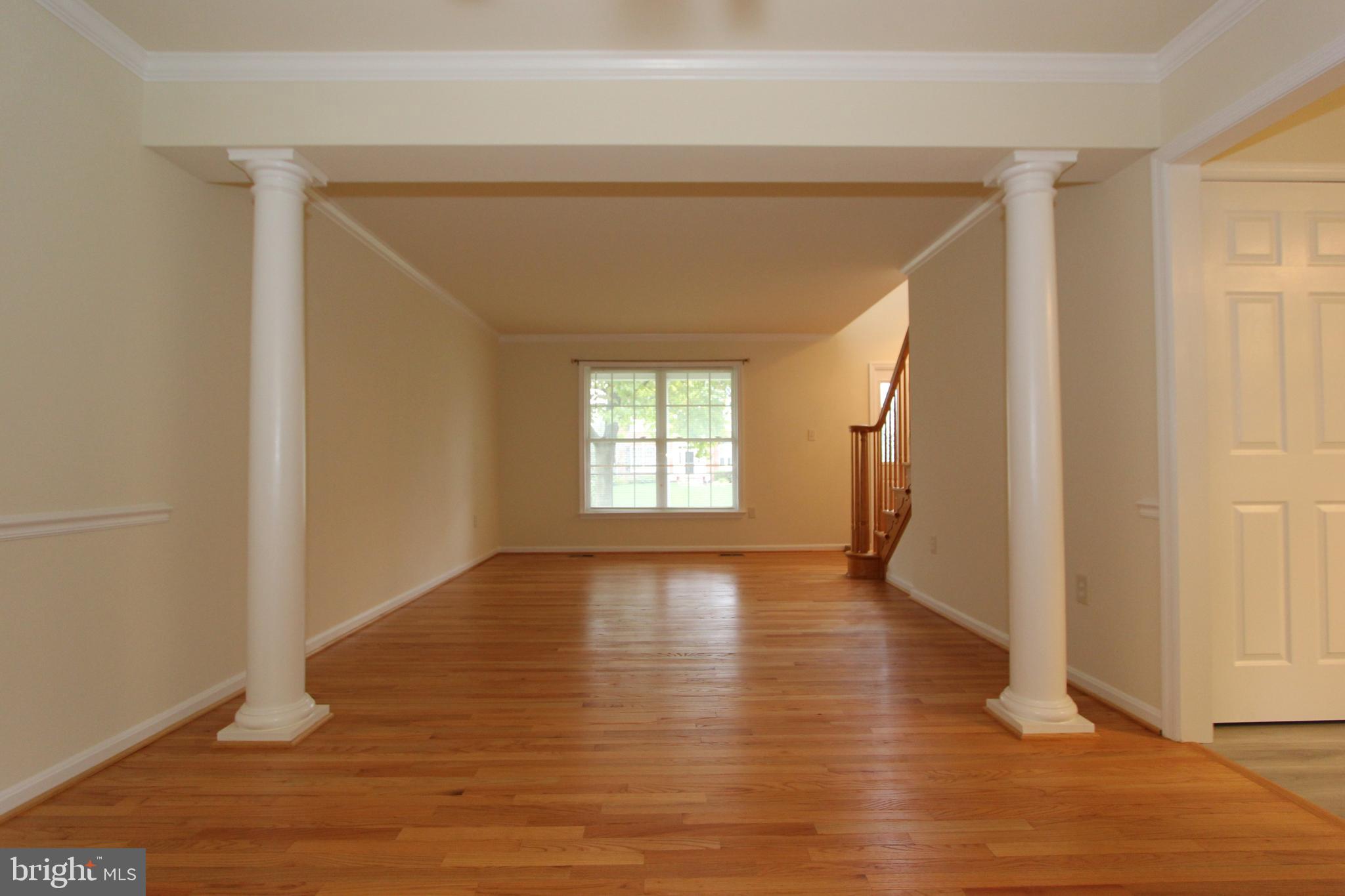 8301 Glen Heather Drive Frederick, MD 21702 - Photo 20 of 72 Living room, view 2