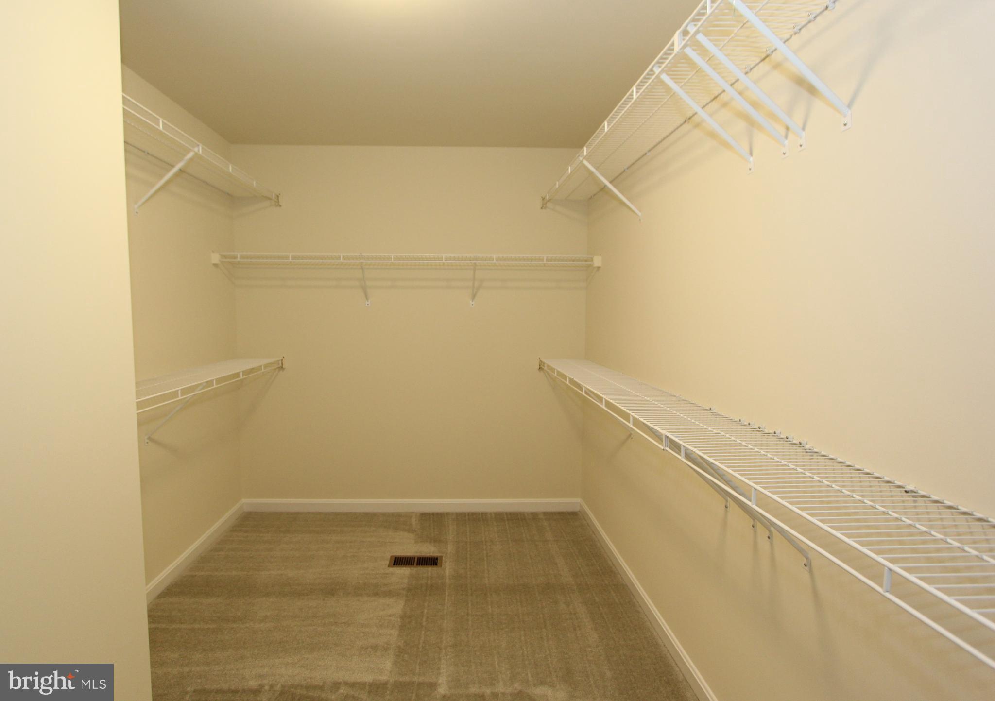 8301 Glen Heather Drive Frederick, MD 21702 - Photo 29 of 72 Huge primary bedroom walk-in closet
