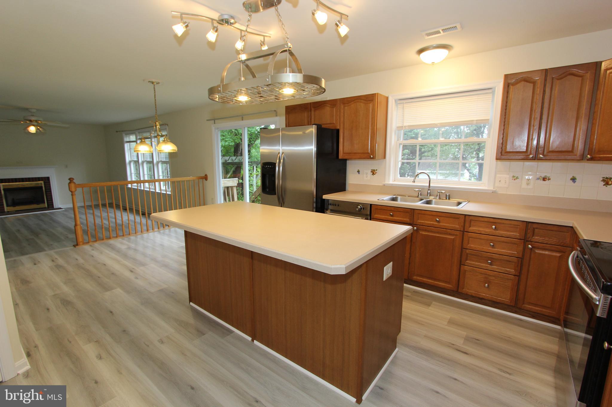 8301 Glen Heather Drive Frederick, MD 21702 - Photo 3 of 72 Gourmet kitchen with center island