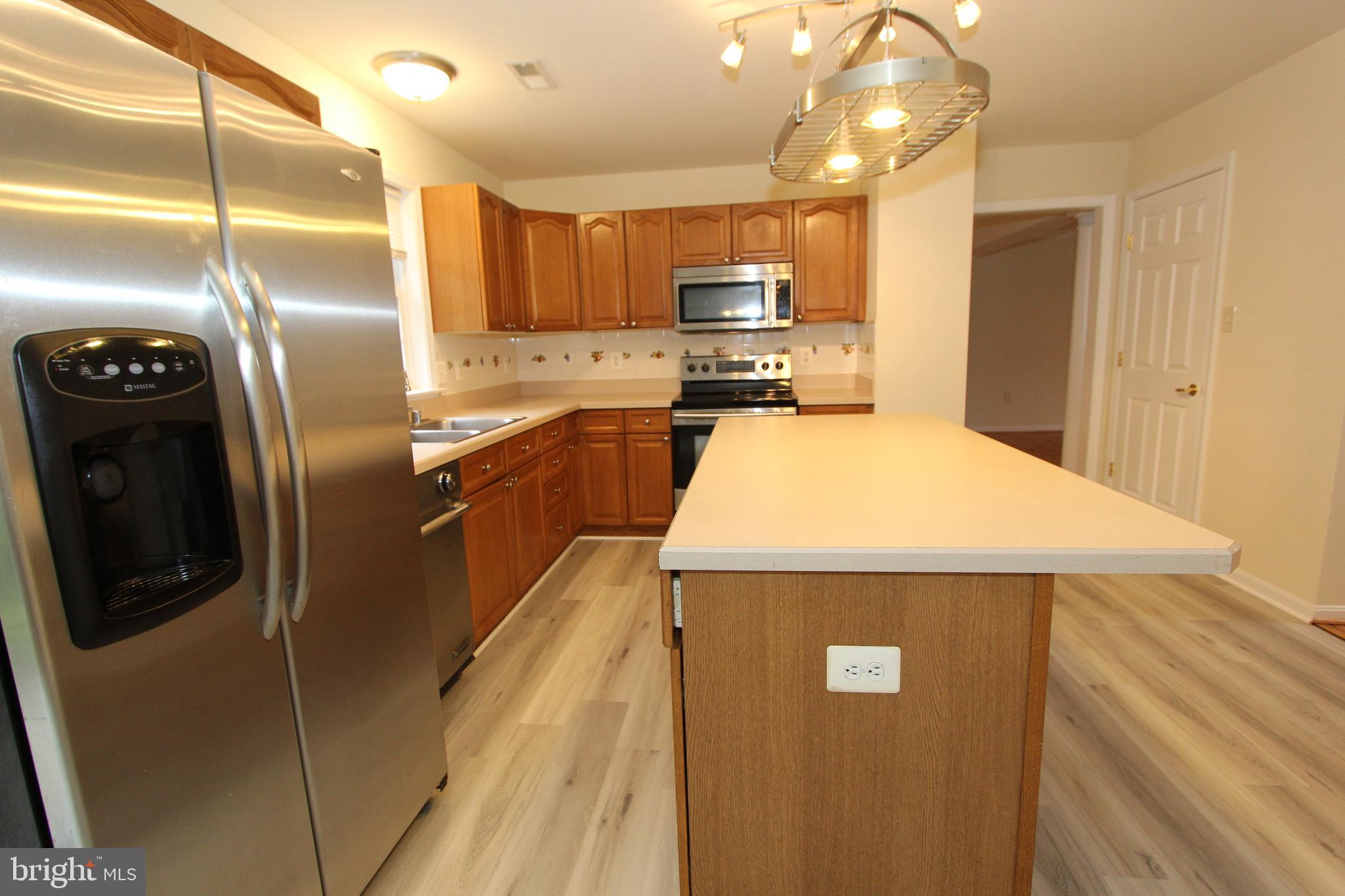 8301 Glen Heather Drive Frederick, MD 21702 - Photo 6 of 72 Kitchen, view 4