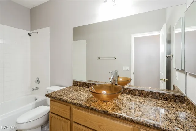 $2,595 | 1769 Clear River Falls Lane, Henderson, NV 89012