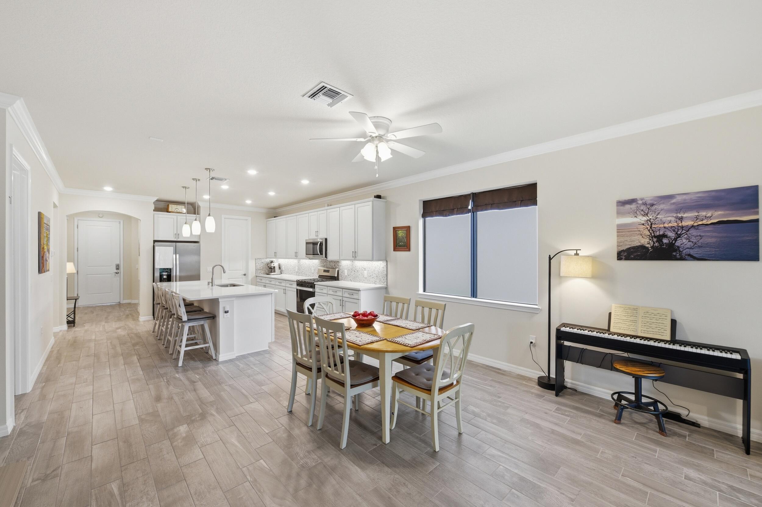 4763 Roldan Court Lake Worth, FL 33467 - Photo 12 of 49 Dining