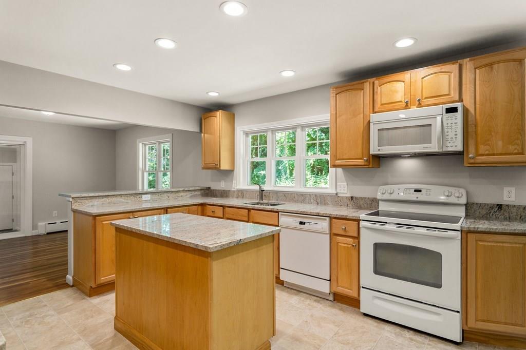 277 Tahattawan Road Littleton, MA 01460 - Photo 17 of 36 Gallery Image 17