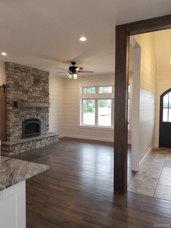 2184 Krouse Road Owosso, MI 48867 - Photo 22 of 97 24181910-22.jpg