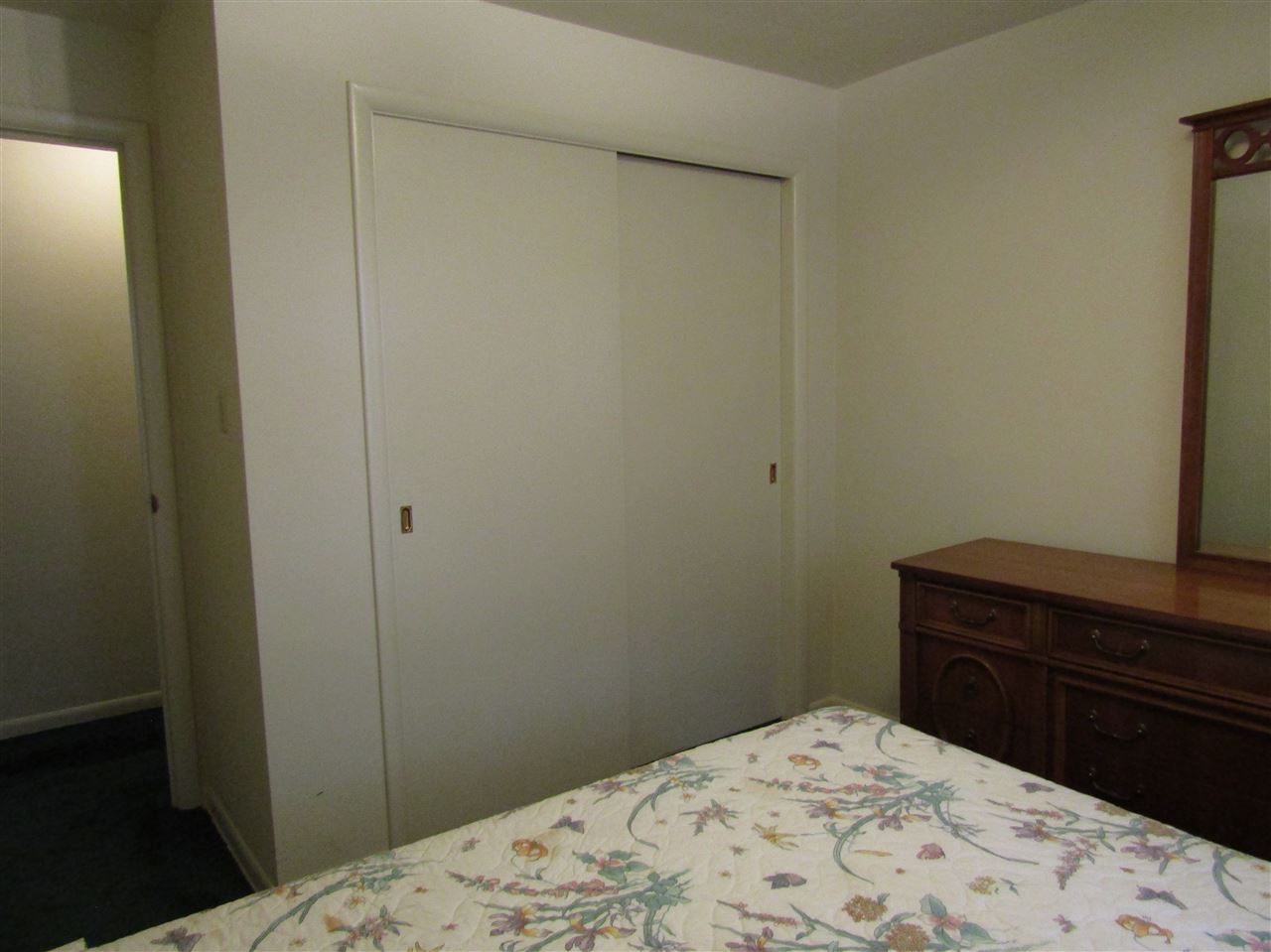 54651 Homeland Road Elkhart, IN 46514 - Photo 10 of 27 Gallery Image 10