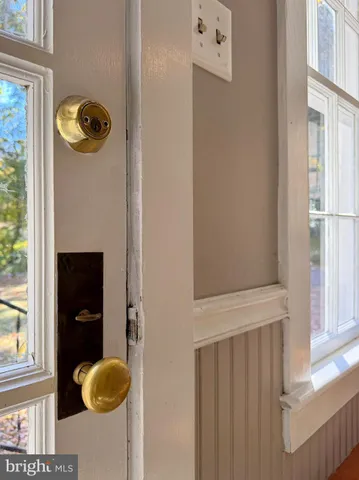 $279,000 | 18284 Piedmont Drive, Cobb Island, MD 20625