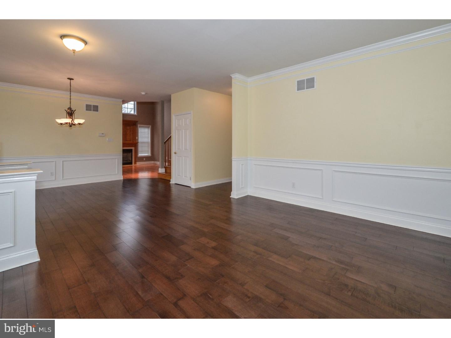 51 Wellington Road Newtown, PA 18940 - Photo 5 of 25 Gallery Image 5