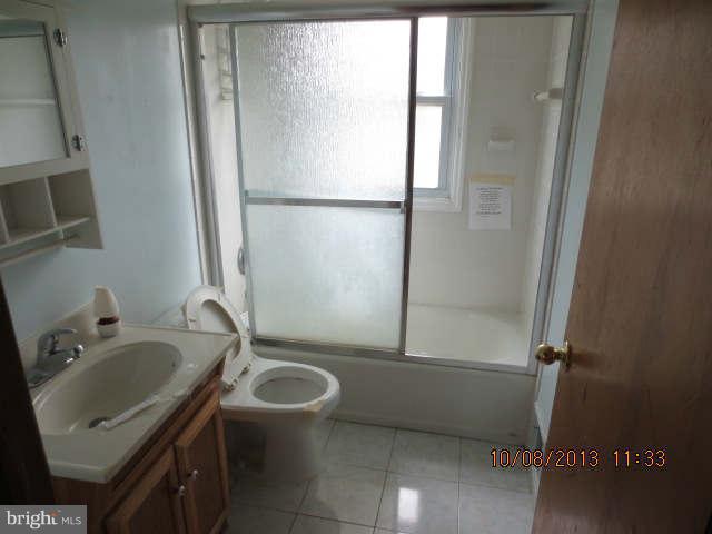 6 Lexington Road Harmans, MD 21077 - Photo 8 of 17 Bath